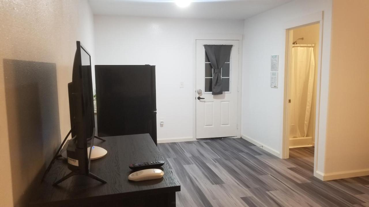 Keaau #1 New! Couples Getaway Self Checkin Studio Apt מראה חיצוני תמונה